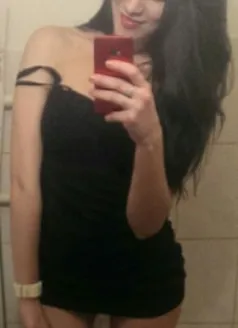  Елизавета, 24, 
